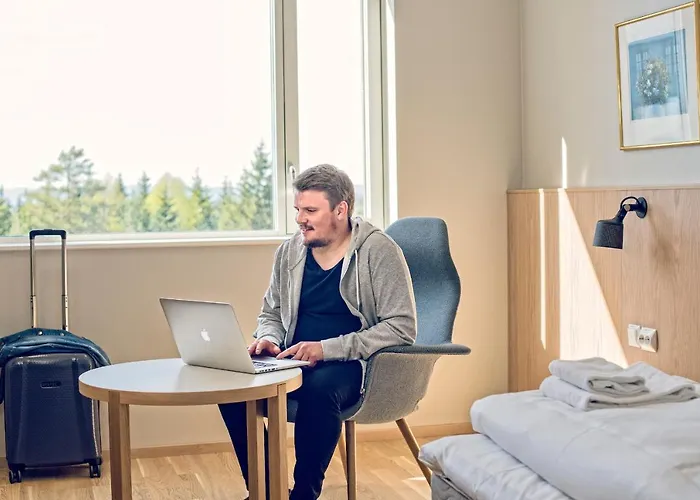 Cathinka Guldbergs Gardermoen 3*